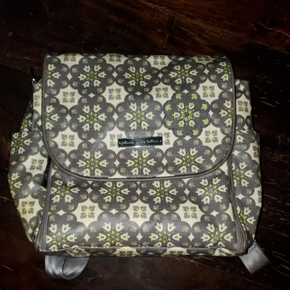 PETUNIA PICKLE BOTTOM BOXY BACKPACK